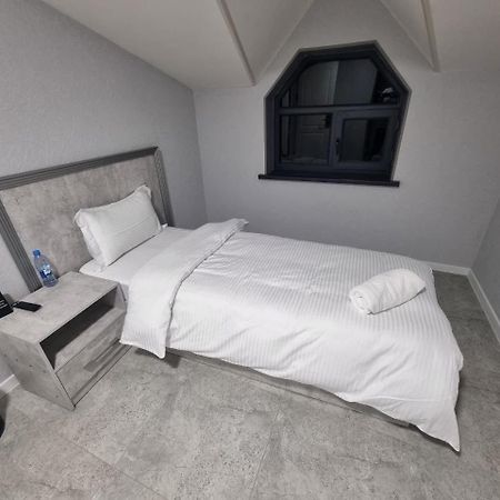 Revel Hotel Taškent Exteriér fotografie