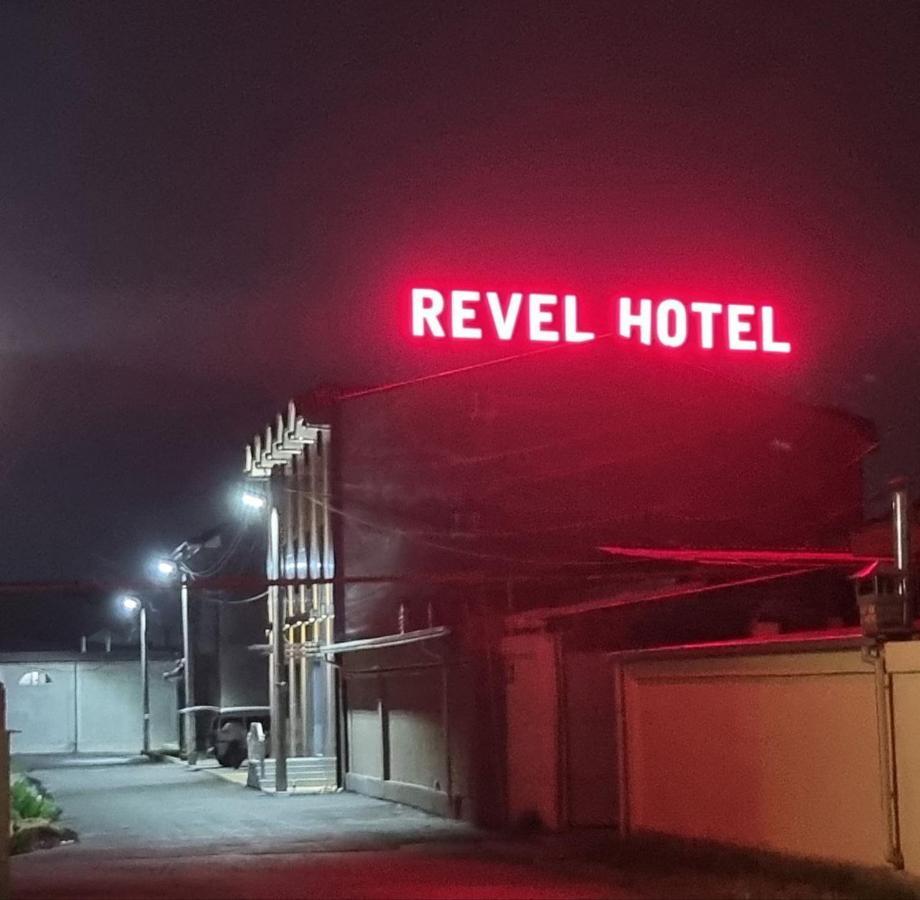 Revel Hotel Taškent Exteriér fotografie